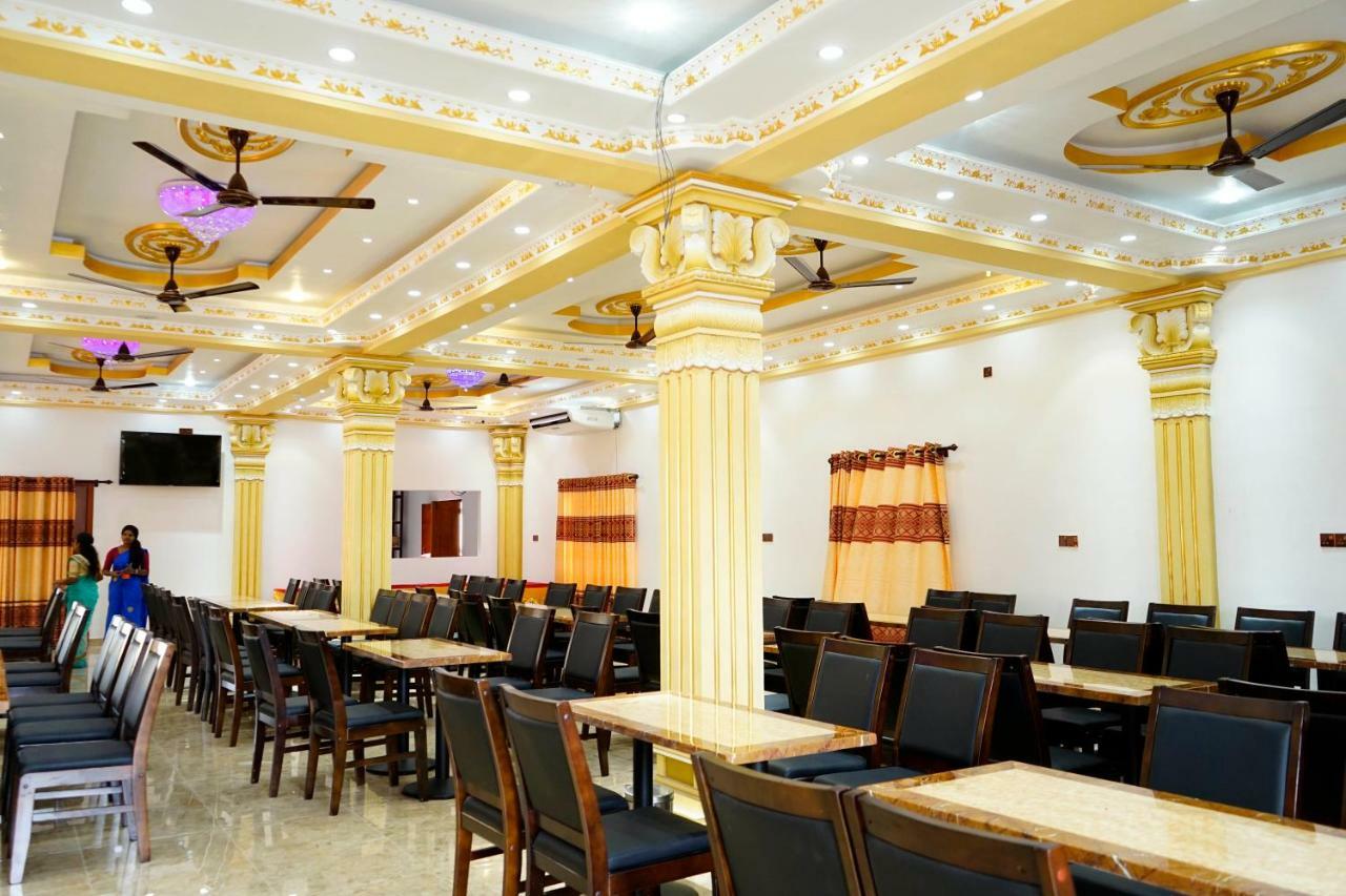 Star Rest Hotel Kilinochchi Exterior foto